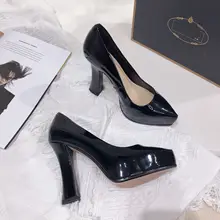 パンプス レディース ポインテッドトゥ ブロックヒール プラットフォーム エナメル  本革 ベージュ きれいめ 上品