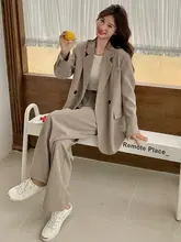 洗練されたデザインの職場向けスーツ【春秋用・ミルクティーグレー・パンツ付き】（セットアップ対応）