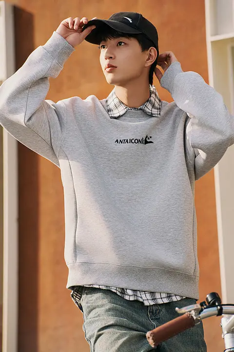 ユニセックス 長袖 スポーツ用プルオーバー【シンプルデザイン・カジュアル】（セットアップ対応）