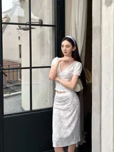 白色レースVネックパフスリーブTシャツ【夏用・女性・魅力的・タイトスカート・カジュアルスタイル】（セットアップ対応）
