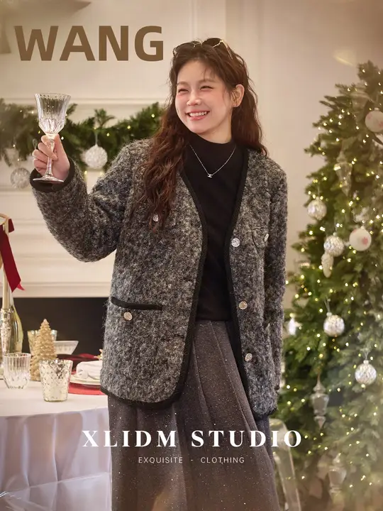 極上の柔らかさの冬用アウター【花柄・リサイクル・ダウンライニング・厚手】