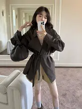 秋のムード漂う二色展開のウエストゴムPUレザー抗菌ショートパンツ【ハイウエスト・ワイドレッグ・カジュアル】