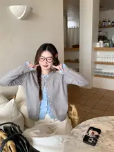韓国風デザインのカーディガン【ニット・春秋用・軽量・おしゃれ】（セットアップ対応）