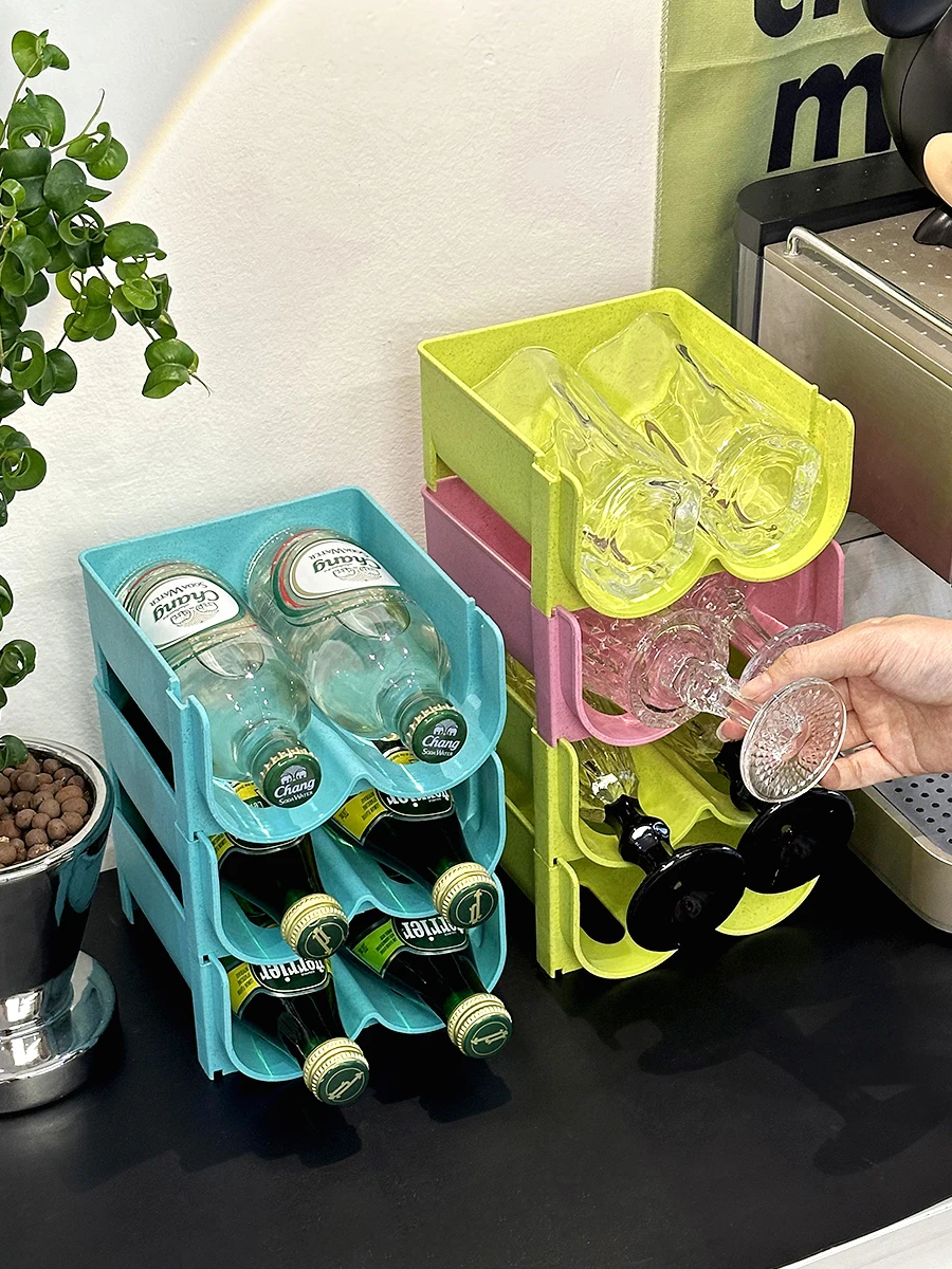 缶 ストッカー とは？積み重ね可能なドリンク収納ラックの実用性と設置場所