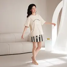 涼感素材の小犬デザイン半袖パジャマ【男女兼用・夏用・ルームウェア・外出可】（セットアップ対応）