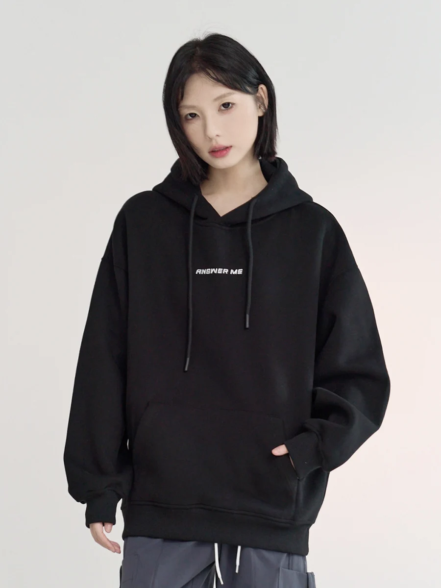 大人可愛い服 40代コーデの完全ガイド｜後ろプリントパーカーで自然な可愛さを実現