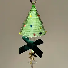 手作りガラス製クリスマスツリーの車用オーナメント【クリスマス装飾・男女兼用・雰囲気ギフト】