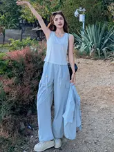 夏にぴったりのカジュアルなブルーのワークスタイル【シャツ・タンクトップ・ワイドパンツ】（セットアップ対応）