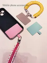 多色のストラップ付きスマートフォンケース【金属クリップ・防失製品・個性的デザイン】