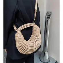 ハンドメイド編み込みバッグ【ユニークなロープ結び・ドーナッツ型・手提げ】