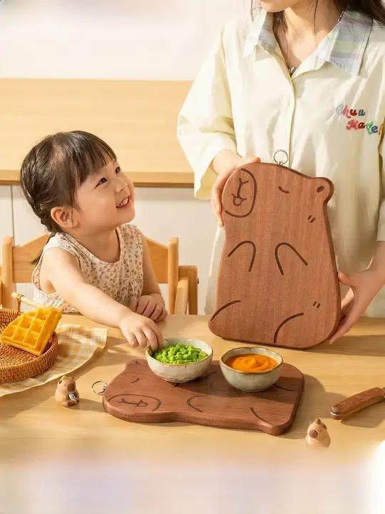 Suncha 抗菌防霉の無垢材ウダン木製まな板【食品グレード・子供用果物・野菜用】