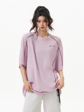 ストライプデザインのユニセックス半袖Tシャツ【フィット・カジュアル・夏用・デコレートデザイン】（セットアップ対応）
