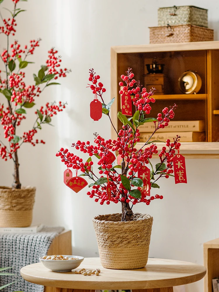 センスのいい寄せ植え 冬花壇としての赤い実のフォーチュンツリーの実用性とデザイン特性