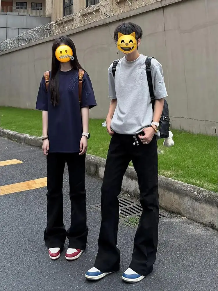 アンクル丈のパンツを選ぶべきタイミングは？レギンスパンツと比べてどう違うのか？
