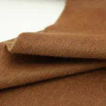 キャラメルブラウンの長毛アルパカウールコート生地【極上の柔らかさ】