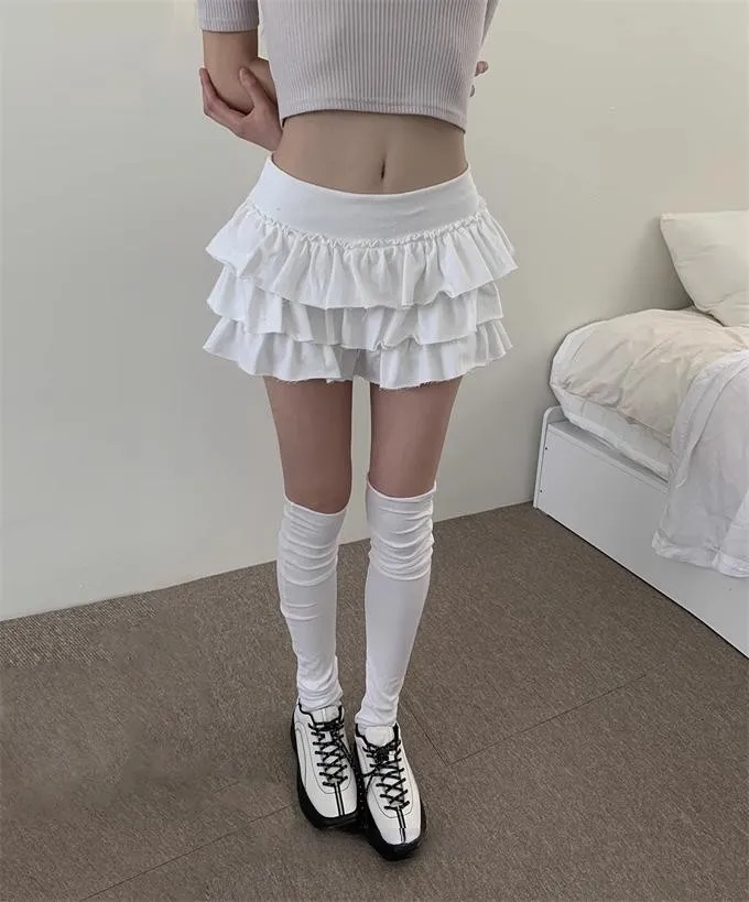 ぽっちゃり女性にぴったりのファッションは？バレエ風フリルチュニックとミニスカートのセットが解決する理由