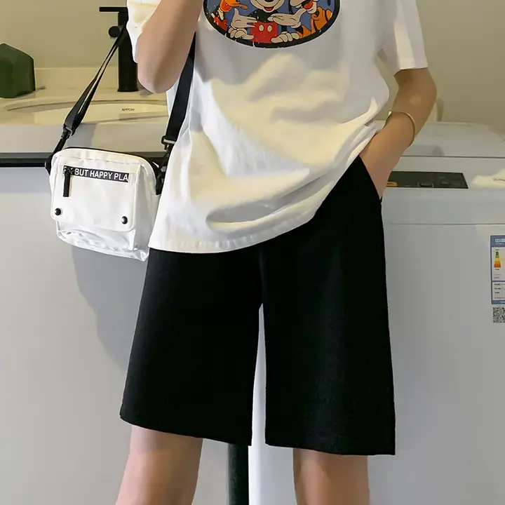 楽な履き心地の夏用ウィメンズショートパンツ【軽量・ゆったりしたデザイン・ランニング用】
