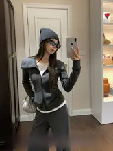 グレーの細ストライプ柄ジャケット【ラペルデザイン・カジュアル・直筒パンツ】（セットアップ対応）