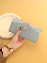 大容量の女性用財布【高級感・収納力抜群・手持ち式】