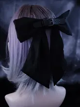 オリジナル手作りレザーサイドクリップ付きヘアアクセサリー【ダーク・サブカルチャー・シャーククリップ】