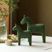 北欧風デザインの木製馬型オブジェ【インテリア装飾・リビング・テレビ台用】