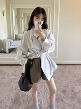 秋のムード漂う二色展開のウエストゴムPUレザー抗菌ショートパンツ【ハイウエスト・ワイドレッグ・カジュアル】