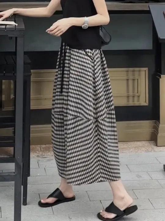 大きいサイズのイレギュラーハイグレードチェック柄スカート