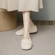 秋冬用 白色のふわふわスリッパ【羊毛素材・こっくりデザイン・ラクラク脱ぎ履き】