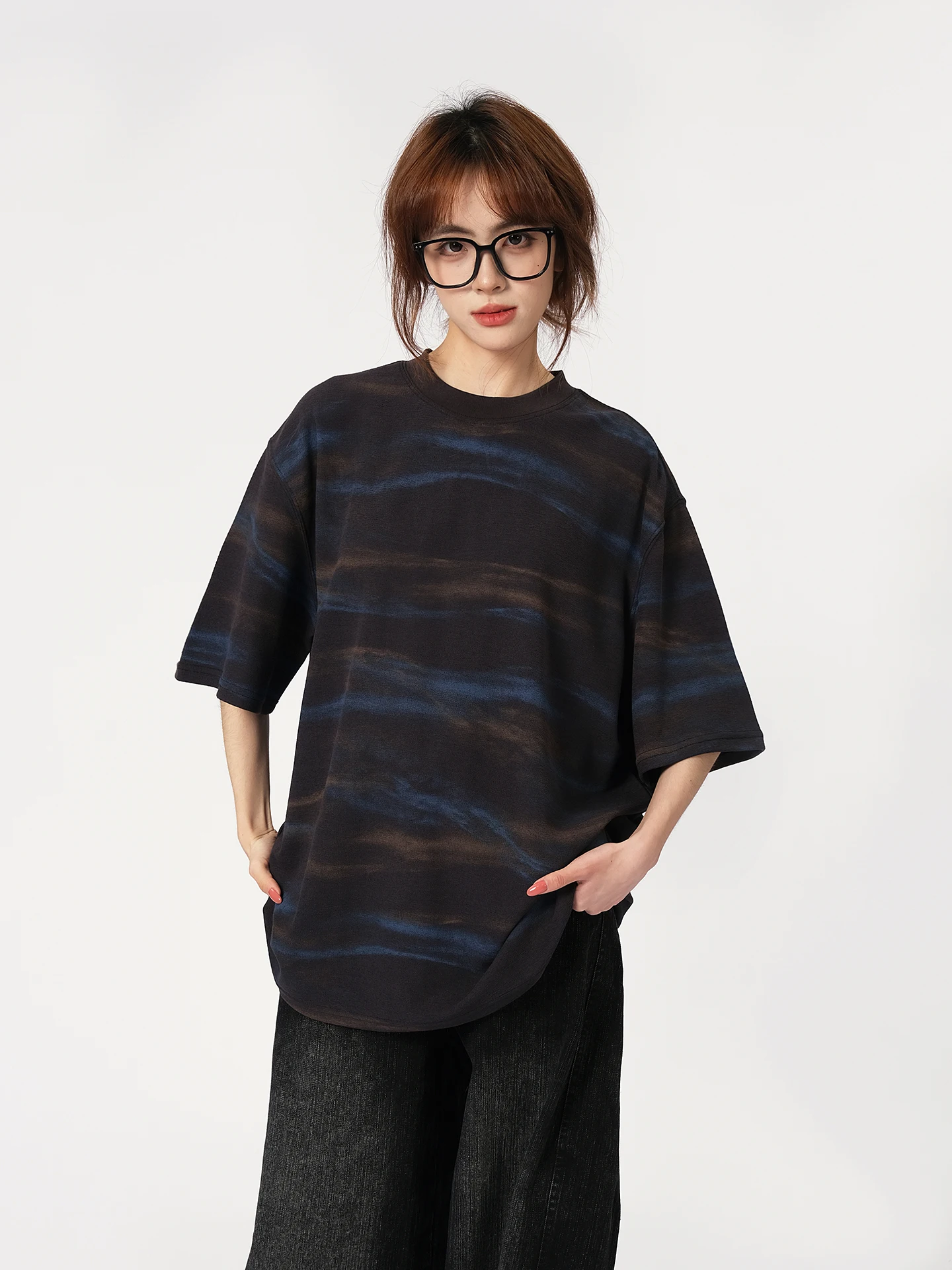 色褪せたTシャツは本当にダメなのか？それとも、むしろ“生きている”証拠なのだろうか？