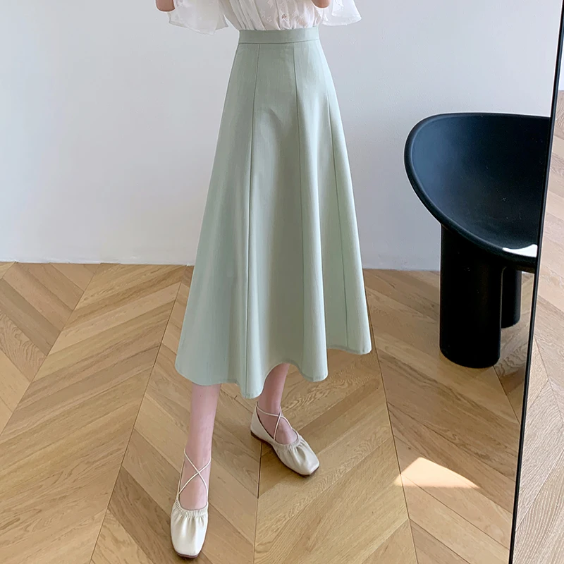 大人可愛い服 50代コーデにぴったりなハイウエストフレアスカート