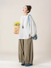 春にぴったりなコットンリネンのラウンドネックシャツ【ゆったりとしたシルエット】