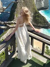 華やかさが引き立つ！バックオープンのキャミソールドレス【ビーチ・リゾート用・エレガント】