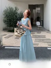 した雰囲気のノースリーブブラウスとスカート【女性用・夏用・上品なシルエット・（セットアップ対応）】