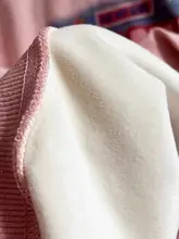 女性用コットン製クルーネックスウェットシャツ【秋冬用・フリース付・感・クマ柄・カジュアル】