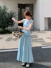 した雰囲気のノースリーブブラウスとスカート【女性用・夏用・上品なシルエット・（セットアップ対応）】