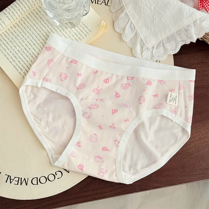 かわいいウサギデザインの綿製女性用ショーツ【極上の柔らかさ・抗菌・夏用】（セットアップ対応）