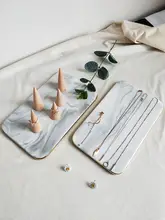 ネックレス展示ボード・イヤリング用ジュエリーディスプレイスタンド【陶器風・ゴールドエッジ】