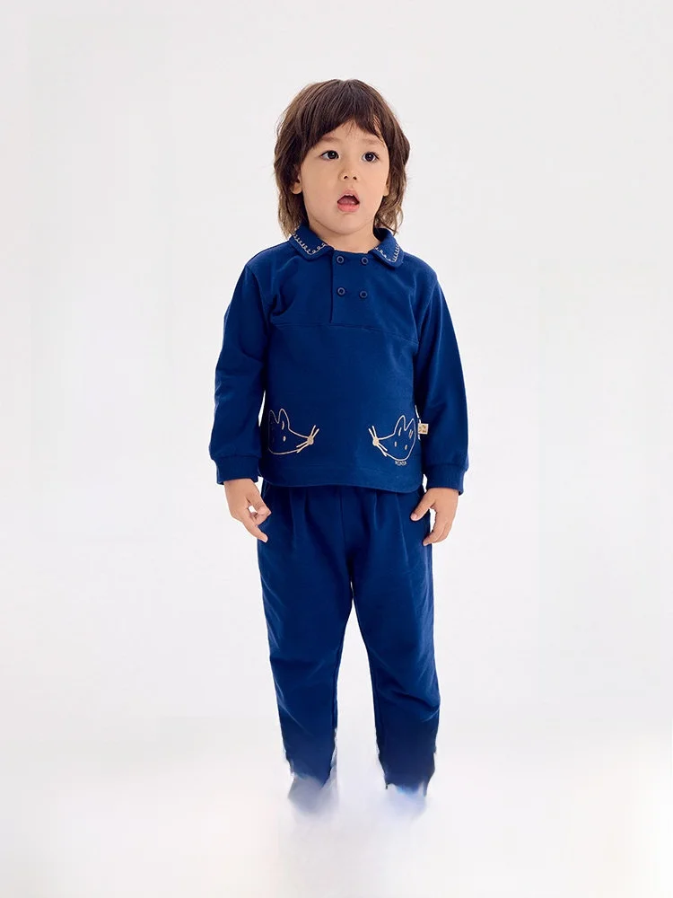 男の子用春秋ファッション長袖ポロシャツ：月齢9ヶ月向けの快適な寝るときの服装選び