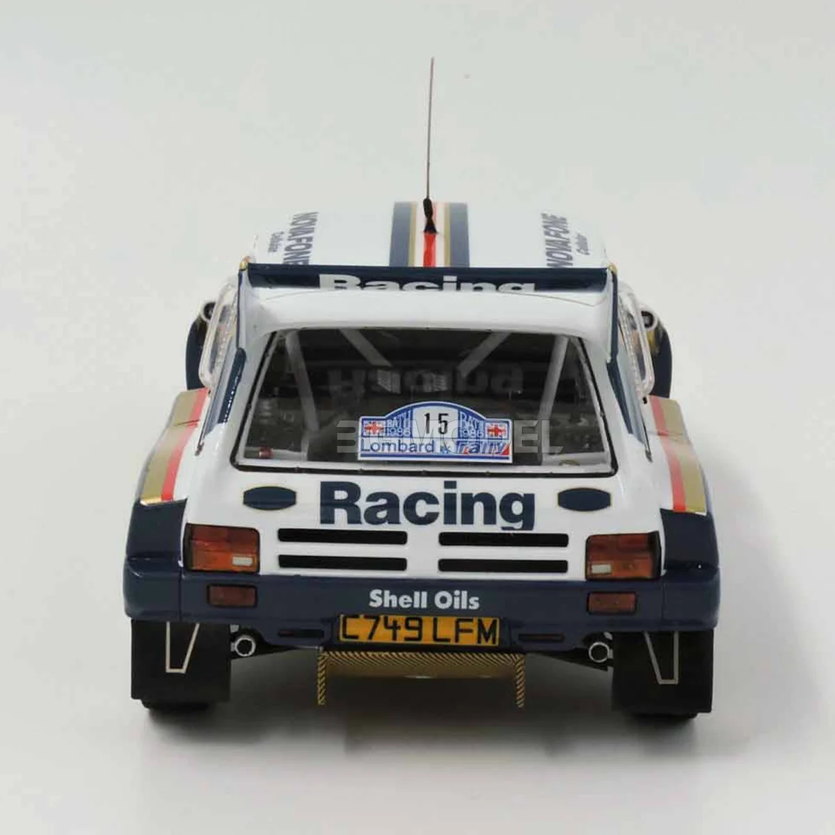 86 mfゴースト仕様と86 レース仕様どちらがおすすめ？リアルな使い勝手を解説