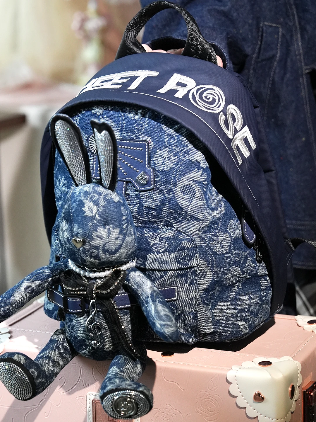 1泊2日旅行に最適なリュックは？高級感と実用性を両立した親子用大容量リュックの選び方