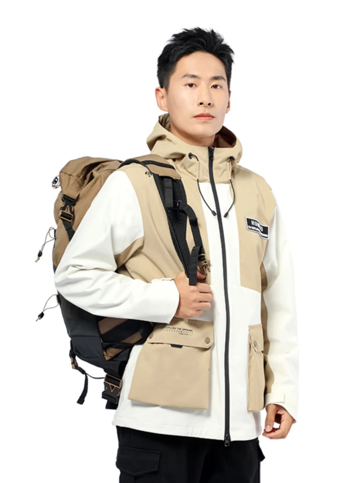 Hanto メンズソフトシェルジャケット：秋冬登山時の防風・撥水性能と実用性を徹底解説