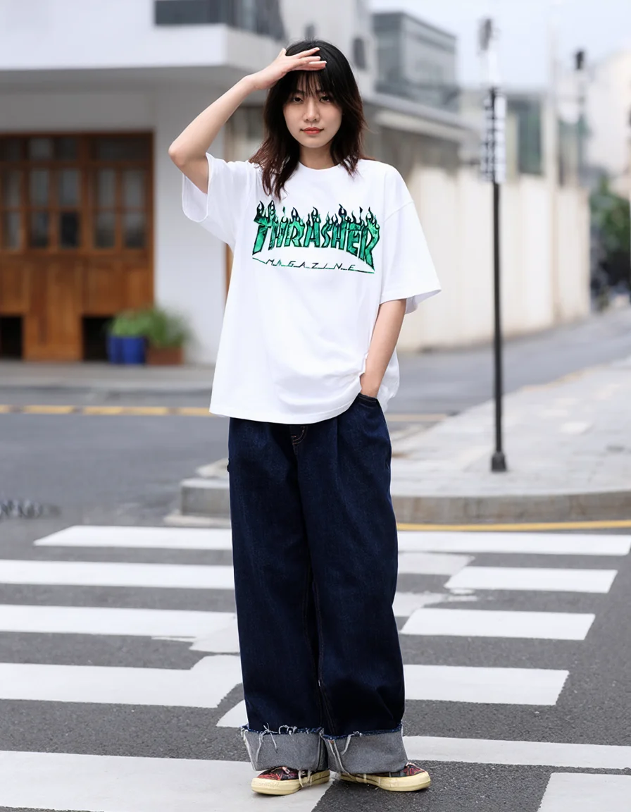 大人可愛い服 50代コーデ 完全ガイド｜Vネックシャツの選び方と着こなしの秘密