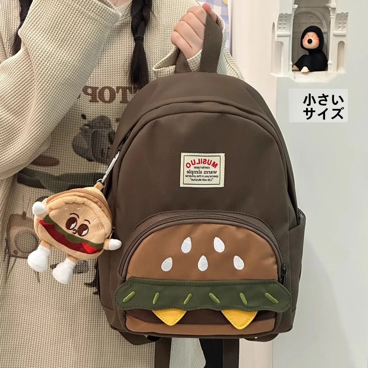 高校生の通学バッグに何が大切？カジュアルで軽いアニメリュックサックが今、女子生徒に人気な理由