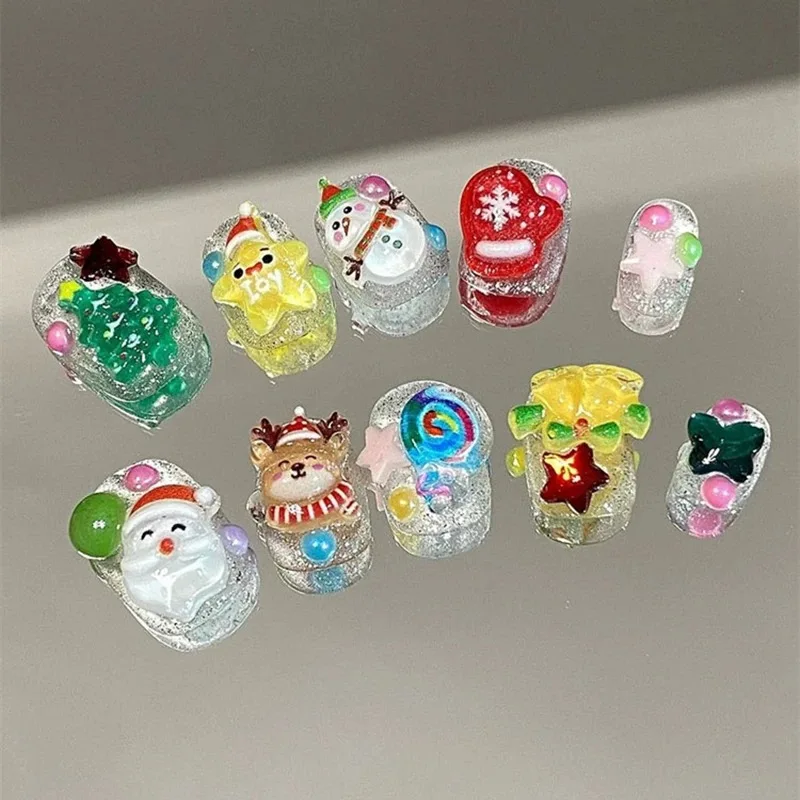 クリスマスネイルデザイン【ハンドメイド・キュートな立体サンタネイルシール】（セットアップ対応）