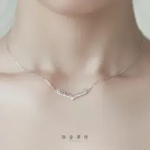 水晶付き鹿角デザインのロングネックレス【925純銀・クリスマス用・魅力的な装飾】