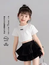 女の子用夏用半袖ワンピースとパンツの2点セット（セットアップ対応）