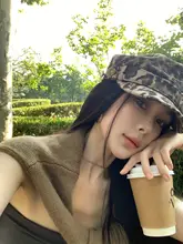 洗練されたデザイン！レトロ風ヒョウ柄ベレー帽【女性用・フラットトップ・個性的】