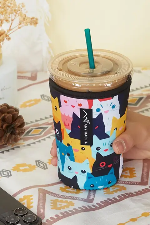 4mm厚手ネオプレンコーヒーカップカバー【防冷凝・断熱・持ちやすい・再利用可能】
