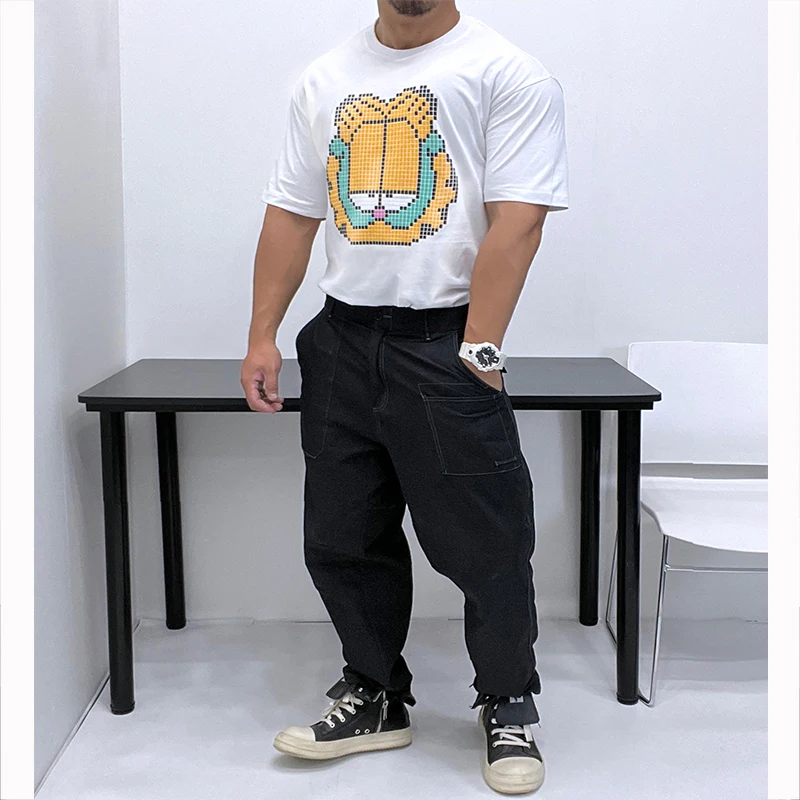 ピチピチTシャツ メンズはどんな感じ？通気性や素材、価格まで徹底解説！