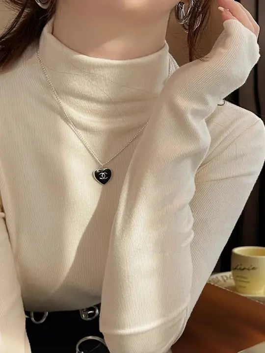 極上の柔らかさ！長袖ハイネックニットTシャツ【レディース・春秋冬用・ベーシックデザイン】